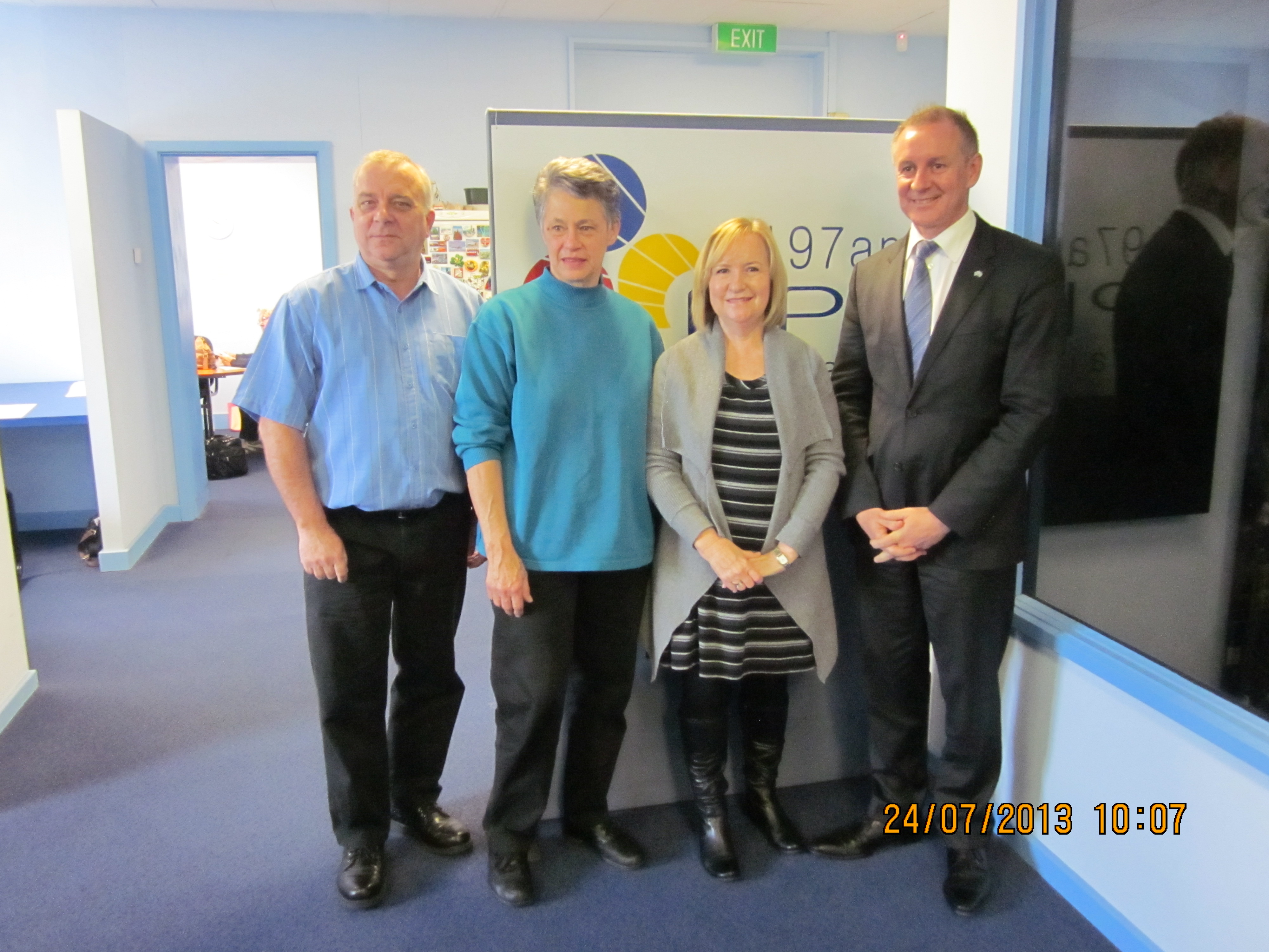 Hans Reimer (Station Manager), volunteers Jenny Woithe and Sandra Benassi and Premier Jay Weatherill.
